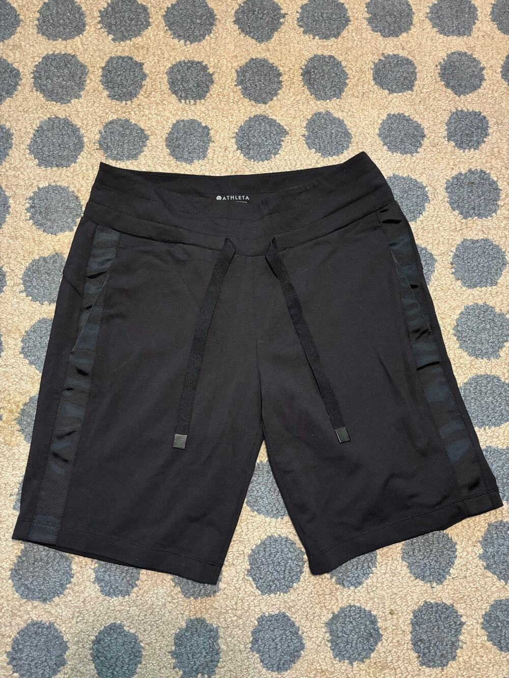 Athleta Metro Downtown Shorts Black Size S